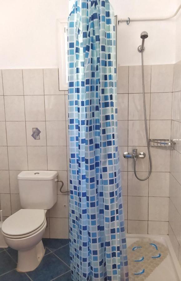 Hellmann Apartments Afión المظهر الخارجي الصورة